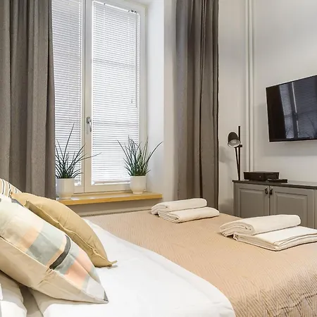 Warecka I Serviced Varsovie